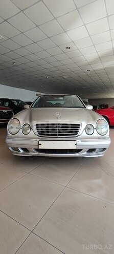 Mercedes E 280 2000, 218,000 km - 2.8 l - Bakı