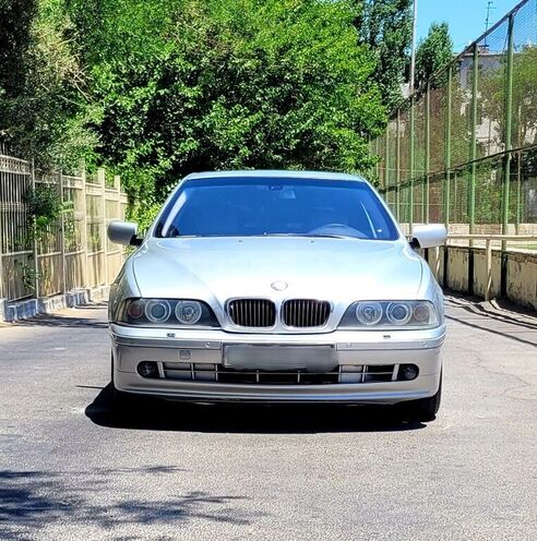 BMW 520 2002, 300,000 km - 2.0 l - Bakı