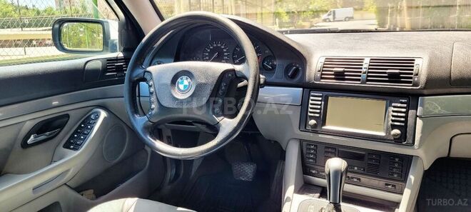 BMW 520 2002, 300,000 km - 2.0 l - Bakı