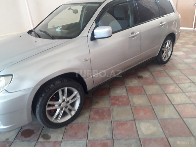 Mitsubishi Airtrek 2002, 335,820 km - 2.0 l - Gəncə