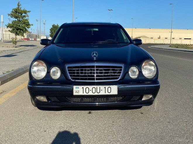 Mercedes E 220 2000, 690,000 km - 2.2 l - Bakı
