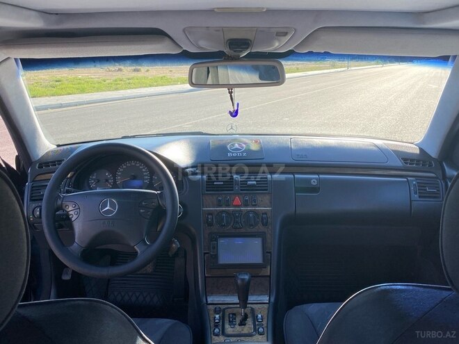 Mercedes E 220 2000, 690,000 km - 2.2 l - Bakı