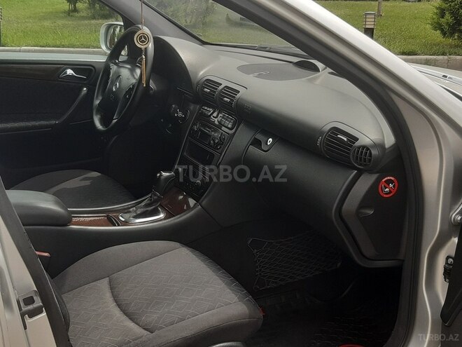 Mercedes C 200 2000, 389,000 km - 2.0 l - Bakı