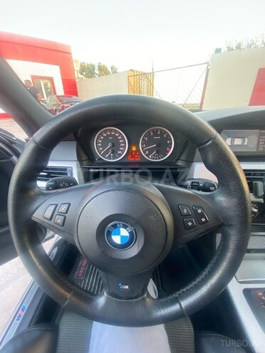 BMW 525 2006, 175,000 km - 2.5 l - Bakı