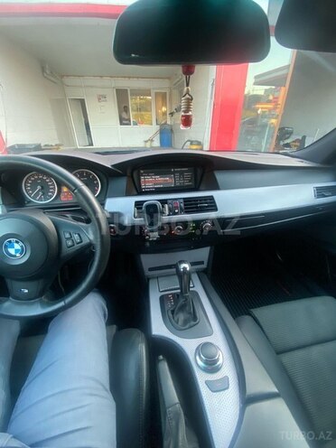 BMW 525 2006, 175,000 km - 2.5 l - Bakı