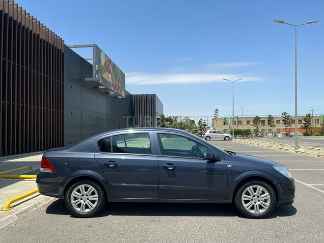Opel Astra 2006, 202,000 km - 1.3 l - Bakı