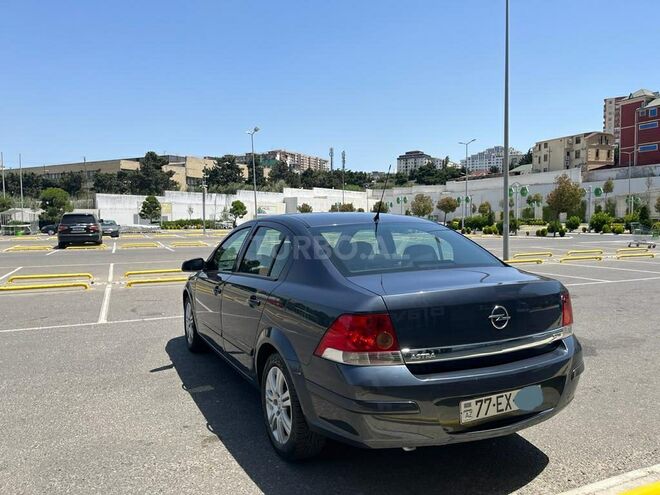 Opel Astra 2006, 202,000 km - 1.3 l - Bakı