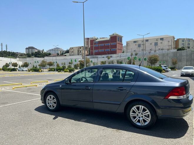 Opel Astra 2006, 202,000 km - 1.3 l - Bakı