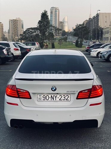BMW 528 2013, 150,000 km - 2.0 l - Bakı