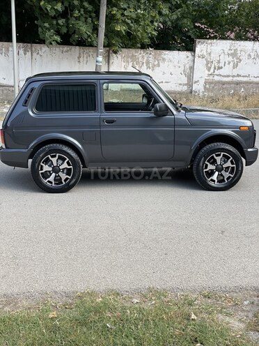 LADA (VAZ) Niva 2022, 3,674 km - 1.7 л - Bakı