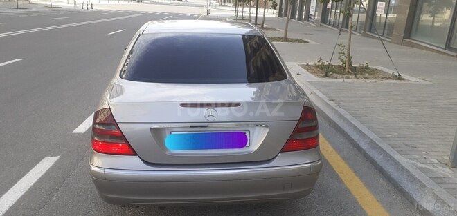 Mercedes E 220 2002, 384,568 km - 2.2 l - Bakı