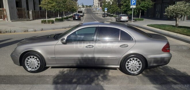 Mercedes E 220 2002, 384,568 km - 2.2 l - Bakı