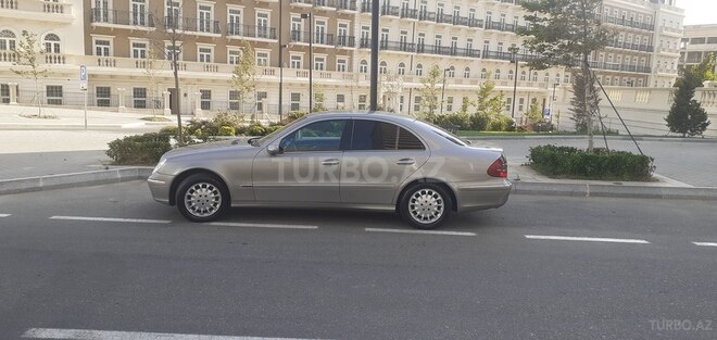 Mercedes E 220 2002, 384,568 km - 2.2 l - Bakı