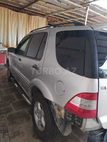 Mercedes ML 350 2003, 295,695 km - 3.7 l - Salyan