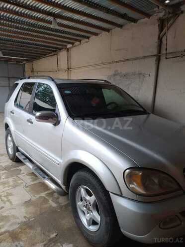 Mercedes ML 350 2003, 295,695 km - 3.7 l - Salyan