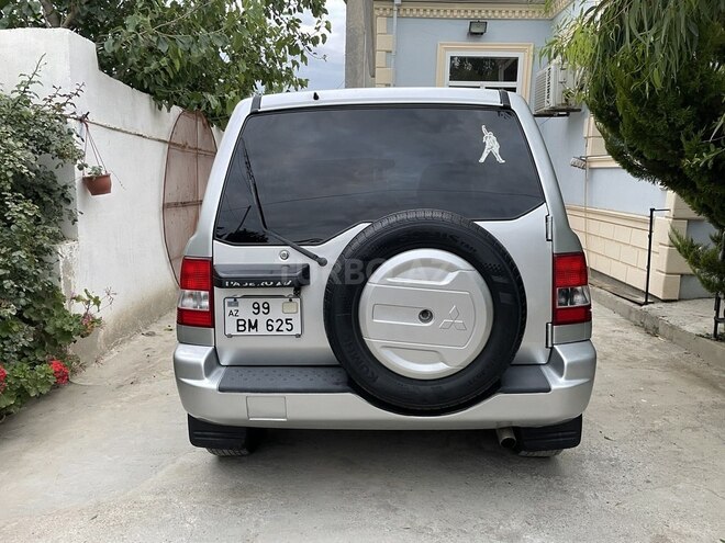 Mitsubishi Pajero io 2001, 284,709 km - 2.0 l - Bakı