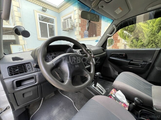 Mitsubishi Pajero io 2001, 284,709 km - 2.0 l - Bakı