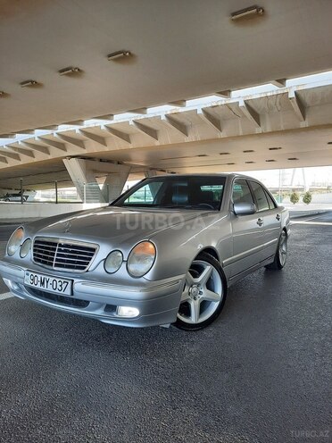 Mercedes E 220 2000, 362,800 km - 2.2 l - Bakı