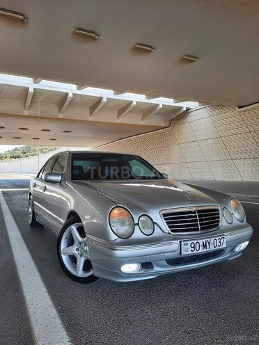 Mercedes E 220 2000, 362,800 km - 2.2 l - Bakı