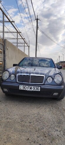 Mercedes E 230 1995, 397,949 km - 2.3 л - Şirvan