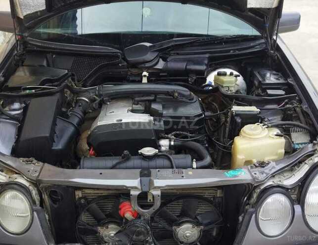 Mercedes E 230 1995, 397,949 km - 2.3 л - Şirvan