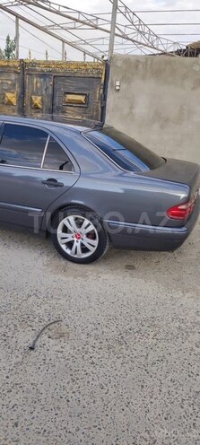 Mercedes E 230 1995, 397,949 km - 2.3 л - Şirvan