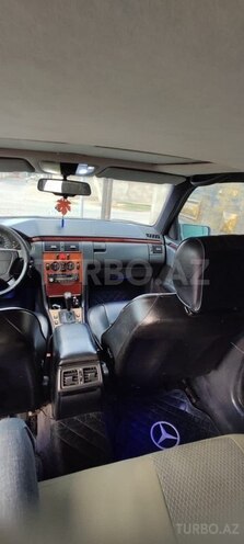 Mercedes E 230 1995, 397,949 km - 2.3 л - Şirvan