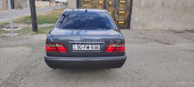 Mercedes E 230 1995, 397,949 km - 2.3 л - Şirvan