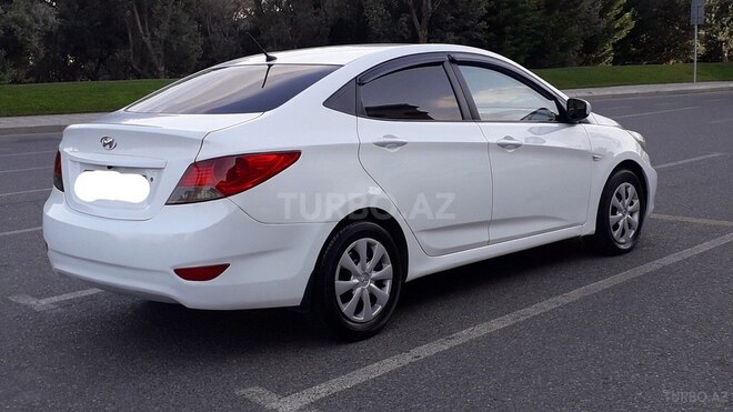 Hyundai Accent 2011, 366,000 km - 1.4 l - Bakı