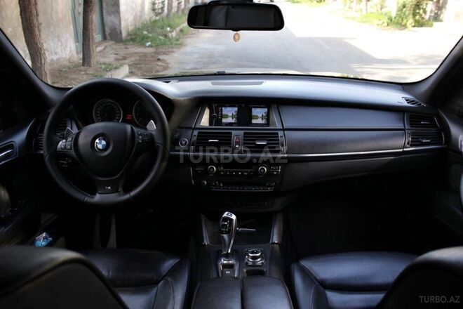 BMW X5 M 2011, 239,466 km - 4.4 l - Bakı