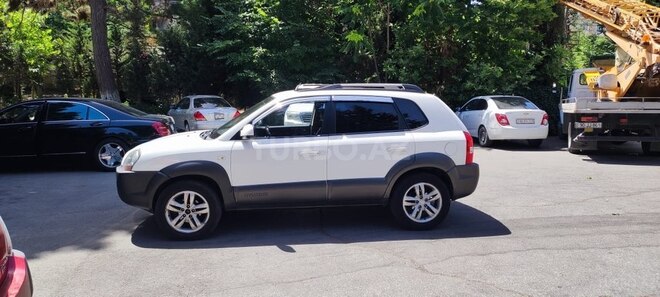 Hyundai Tucson 2009, 140,000 km - 2.0 л - Bakı