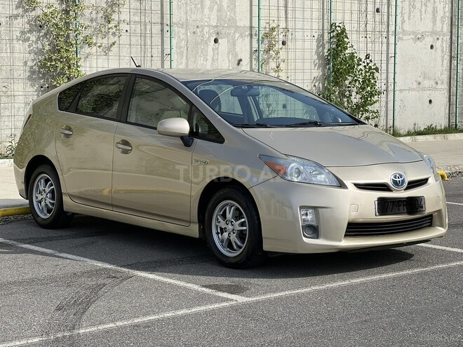 Toyota Prius 2010, 260,000 km - 1.8 л - Bakı