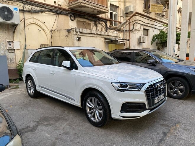 Audi Q7 2022, 2,800 km - 2.0 l - Bakı