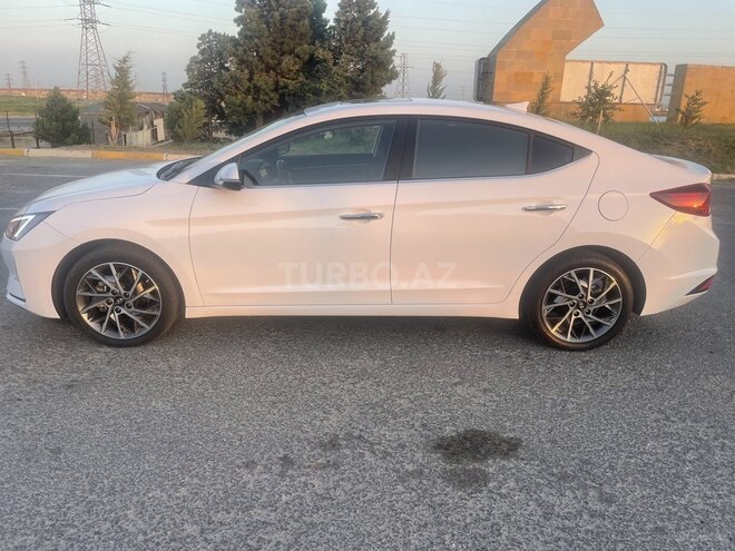 Hyundai Elantra 2019, 92,000 km - 2.0 l - Bakı