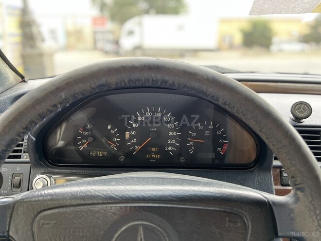Mercedes C 220 1994, 378,000 km - 2.2 l - Salyan