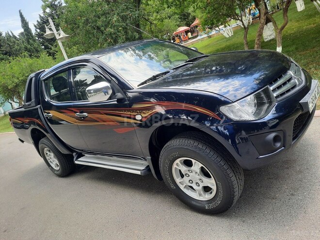 Mitsubishi L200 2014, 184,000 km - 2.5 l - Bakı