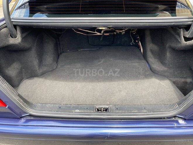 Mercedes C 220 2000, 670,000 km - 2.2 l - Bakı
