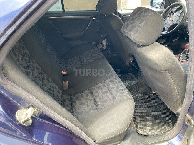 Mercedes C 220 2000, 670,000 km - 2.2 l - Bakı