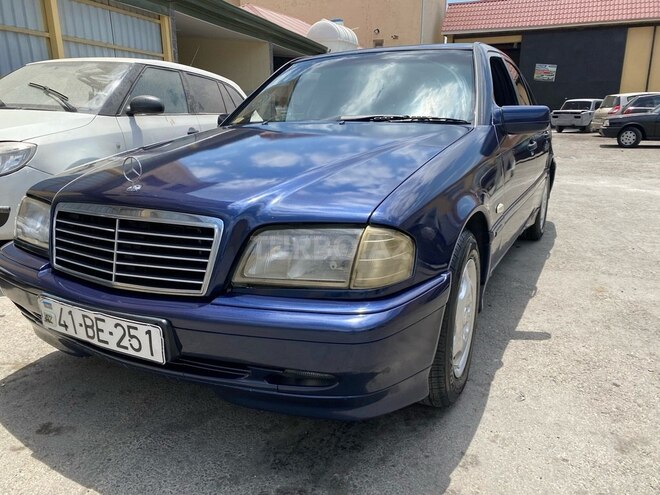 Mercedes C 220 2000, 670,000 km - 2.2 l - Bakı