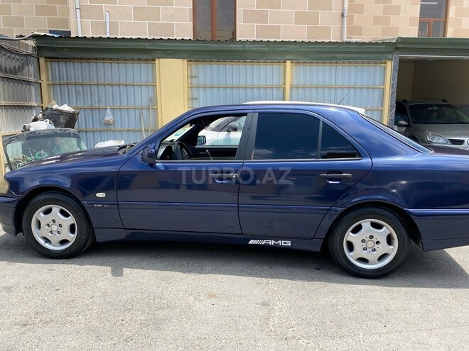 Mercedes C 220 2000, 670,000 km - 2.2 l - Bakı