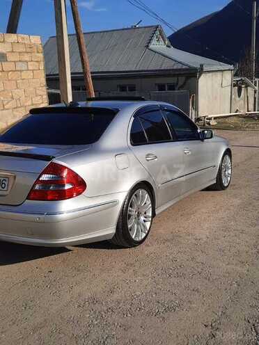 Mercedes E 240 2003, 155,000 km - 2.4 л - Goranboy
