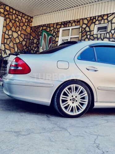 Mercedes E 240 2003, 155,000 km - 2.4 л - Goranboy