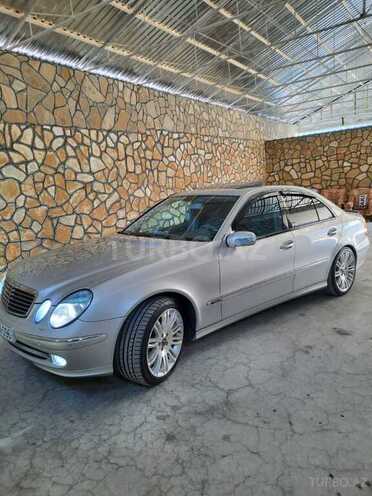 Mercedes E 240 2003, 155,000 km - 2.4 л - Goranboy