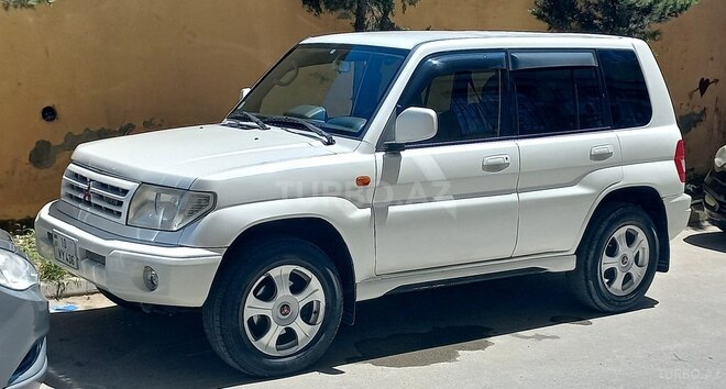 Mitsubishi Pajero io 1999, 179,000 km - 1.8 l - Bakı
