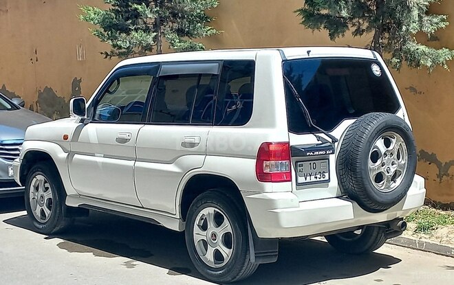Mitsubishi Pajero io 1999, 179,000 km - 1.8 l - Bakı