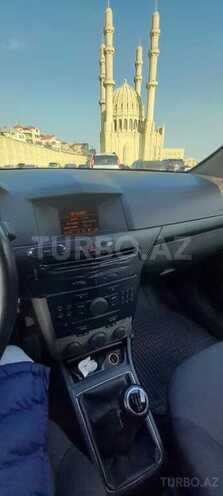 Opel Astra 2007, 175,000 km - 1.4 л - Bakı