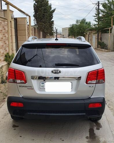 Kia Sorento 2011, 130,000 km - 2.0 l - Bakı