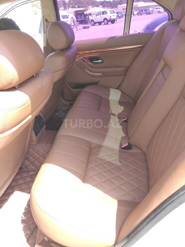 BMW 523 1998, 450,000 km - 2.5 l - Bakı