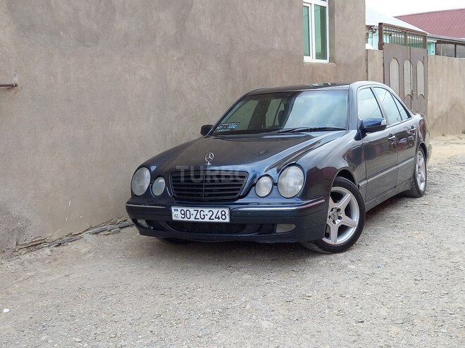 Mercedes E 270 2001, 385,000 km - 2.7 l - Bakı