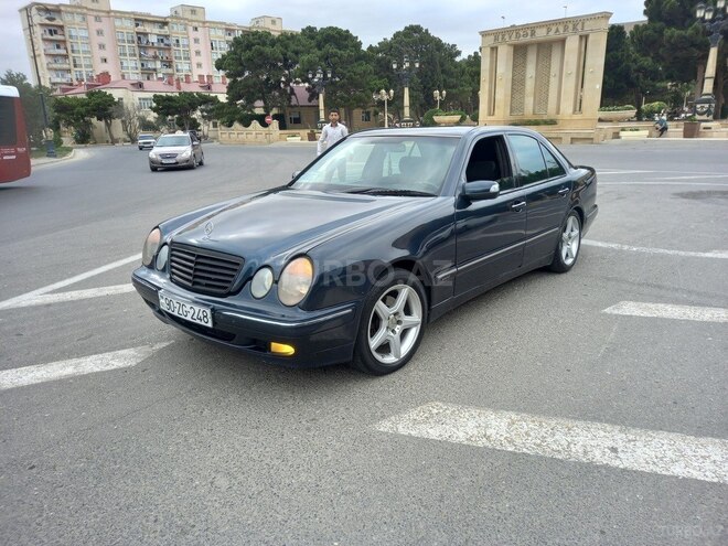 Mercedes E 270 2001, 385,000 km - 2.7 l - Bakı